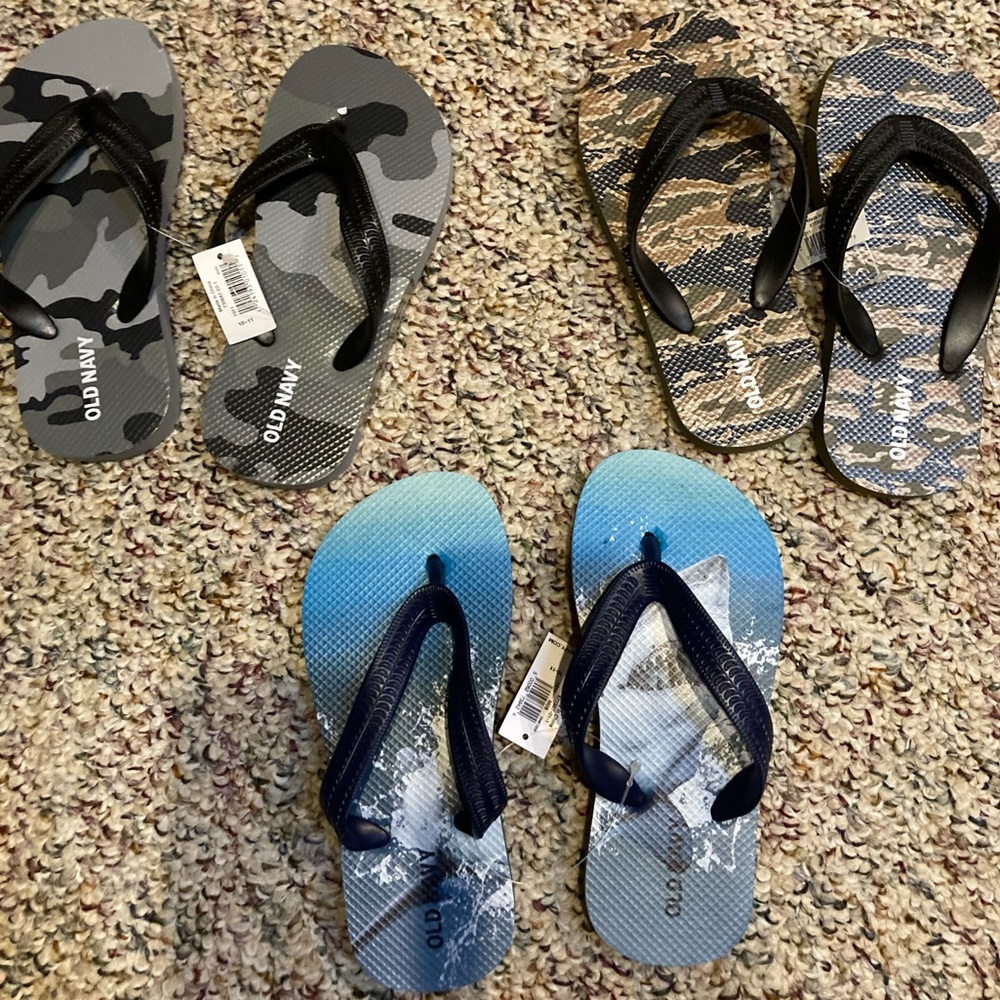 NWT Boys Flip Flops